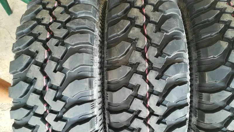 Гуми Всесезонни 205/70R15, снимка 3 - Гуми и джанти - 26159388