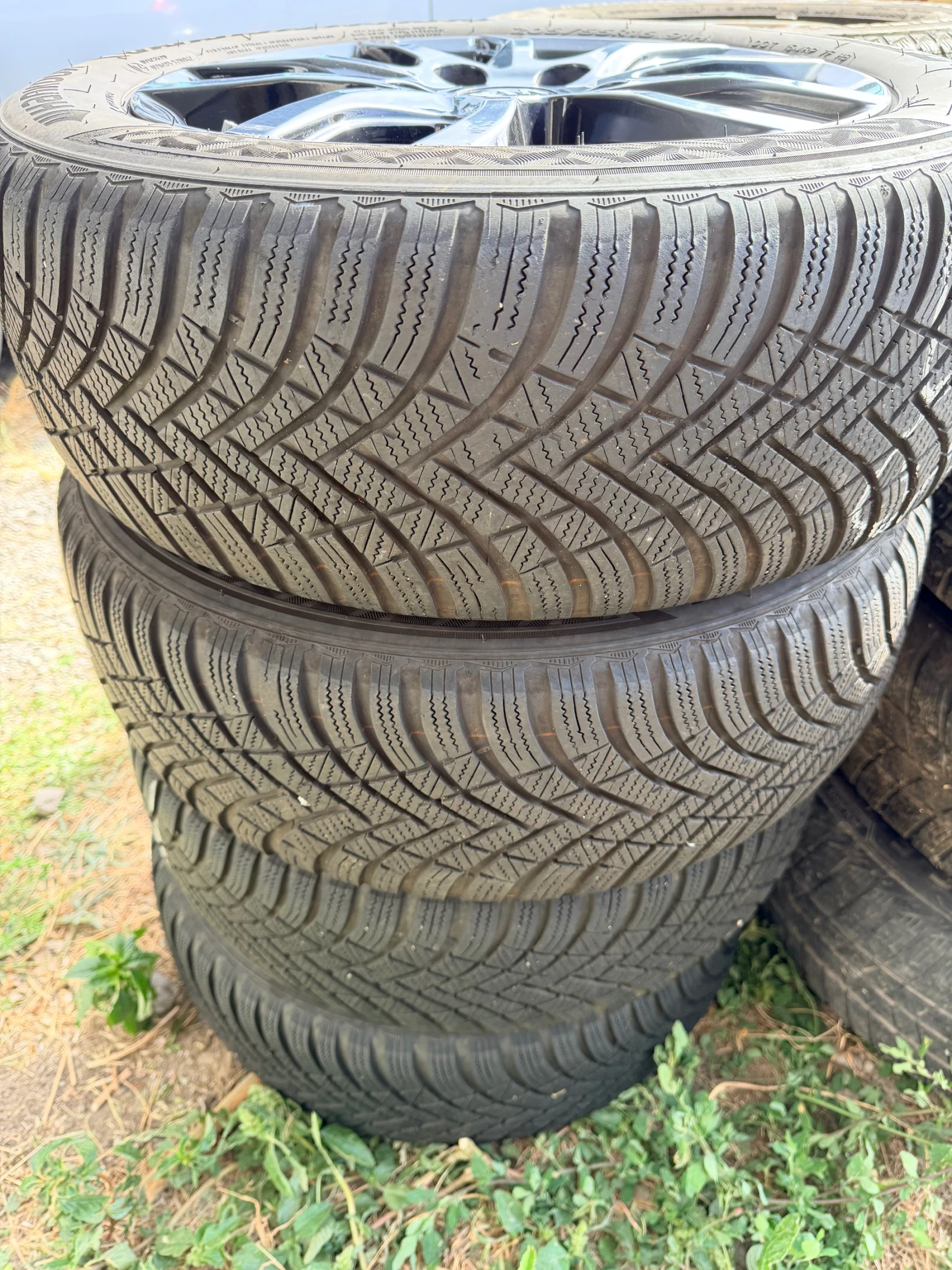 Гуми с джанти Hankook 205/55R16, снимка 2 - Гуми и джанти - 56326390
