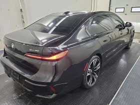 BMW i7 XDRIVE60  CARFAX, снимка 3