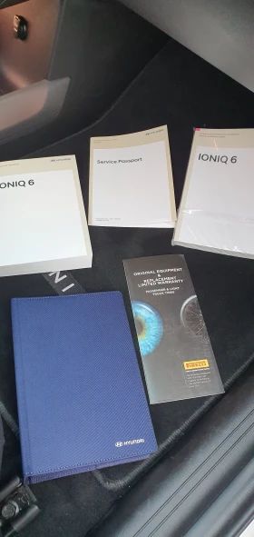 Hyundai Ioniq 6 AWD/Ultimate /FULL/2400км/КАТО НОВ/Heat pump/, снимка 16 - Автомобили и джипове - 53699784