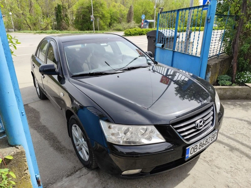 Hyundai Sonata 2.0, снимка 2 - Автомобили и джипове - 47061801