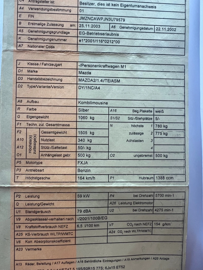 Mazda 2 1.4i-Автомат, снимка 14 - Автомобили и джипове - 47672186