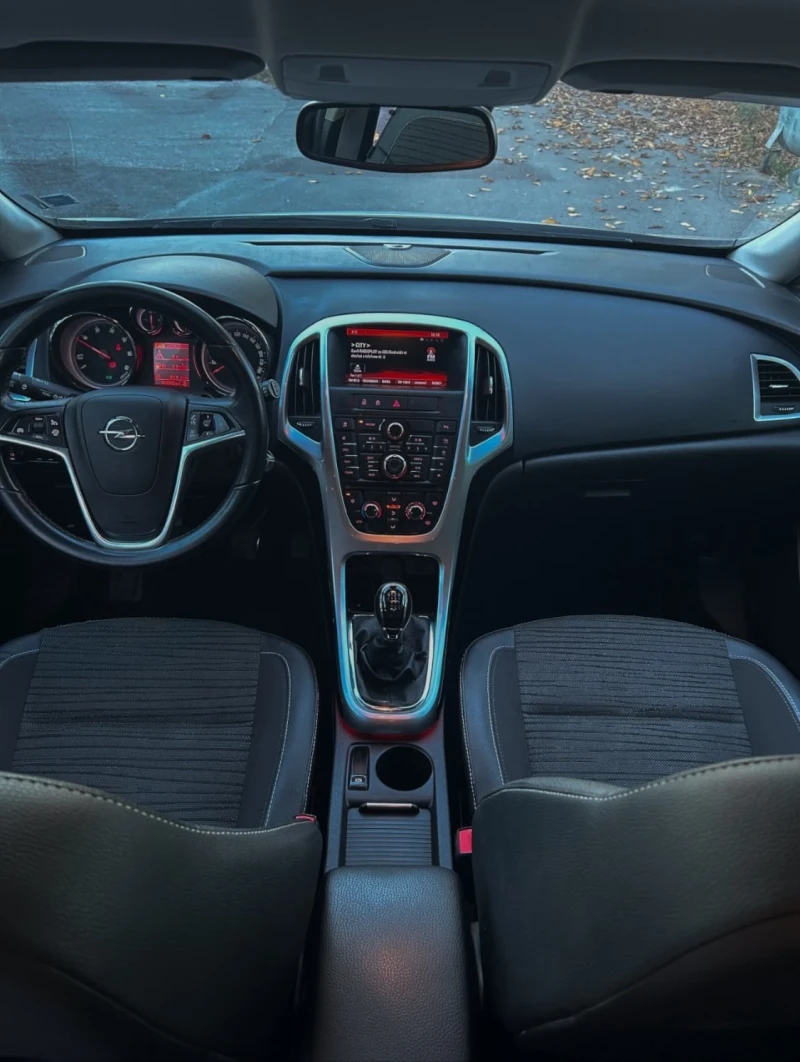 Opel Astra 1.6 EcoFlex Start/Stop, снимка 7 - Автомобили и джипове - 47883005