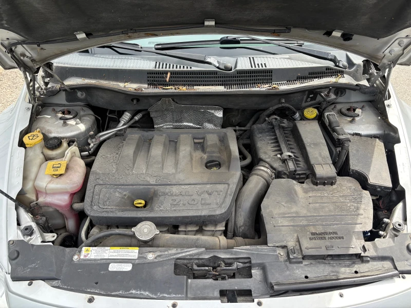 Dodge Caliber 2.0 SXT, снимка 14 - Автомобили и джипове - 52218254