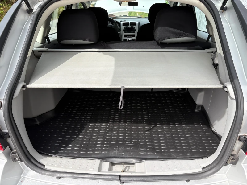 Dodge Caliber 2.0 SXT, снимка 13 - Автомобили и джипове - 52218254