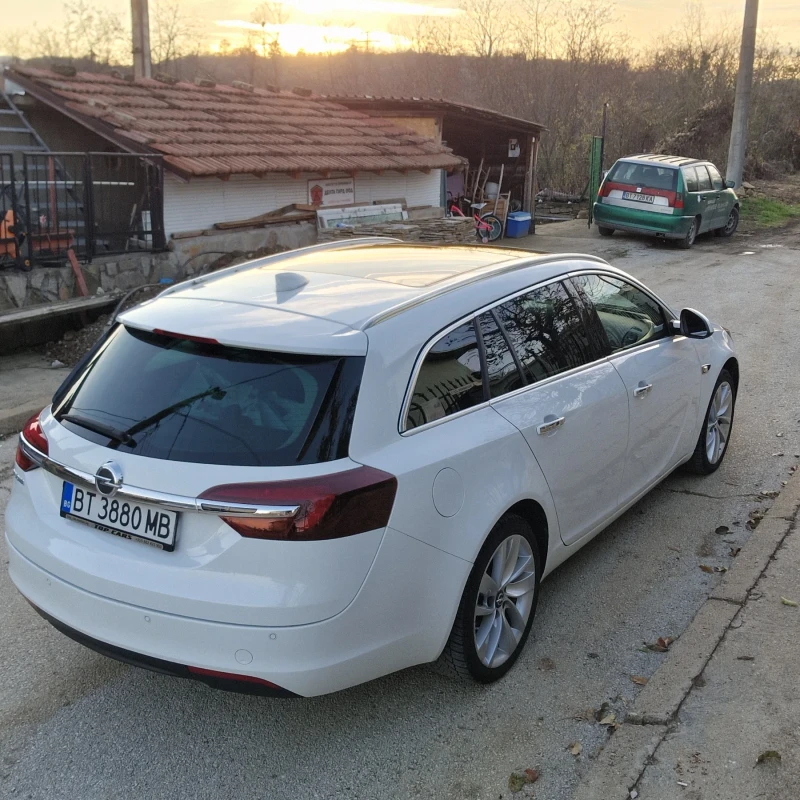 Opel Insignia 1.6CDTI ОБСЛУЖЕНА , снимка 6 - Автомобили и джипове - 52918686