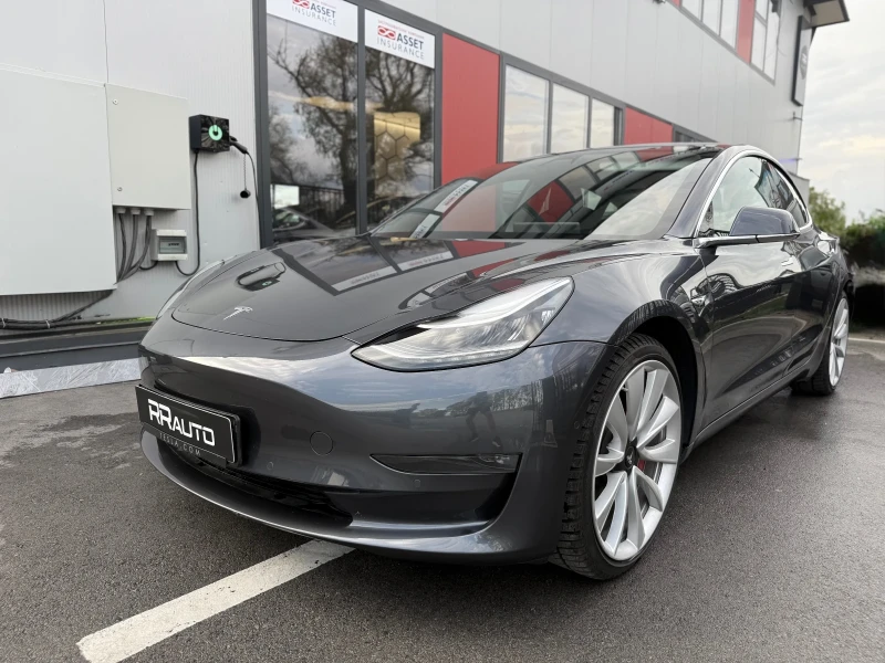 Tesla Model 3 Performance 