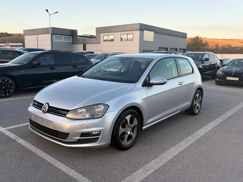 VW Golf 1.6TDI, снимка 2 - Автомобили и джипове - 52387770