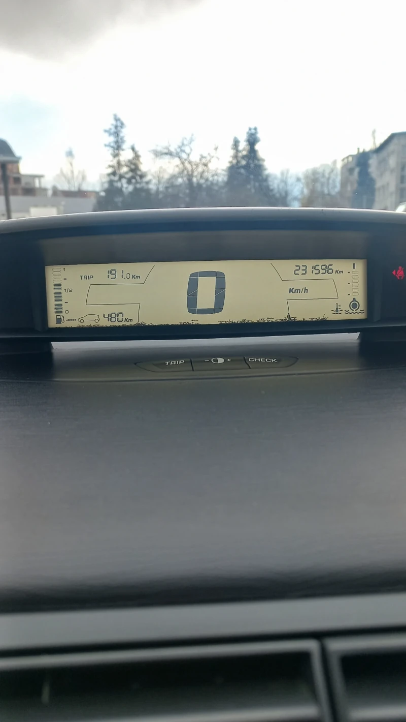 Citroen C4 1.6 i, реални километри, пълна история, снимка 9 - Автомобили и джипове - 52773155