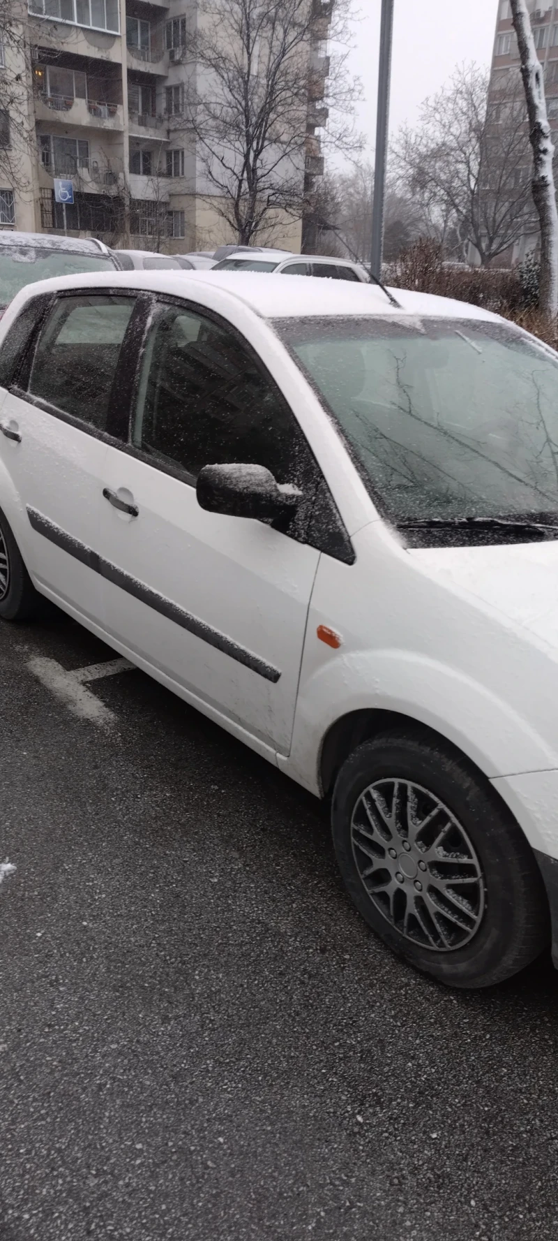 Ford Fiesta, снимка 11 - Автомобили и джипове - 53065742