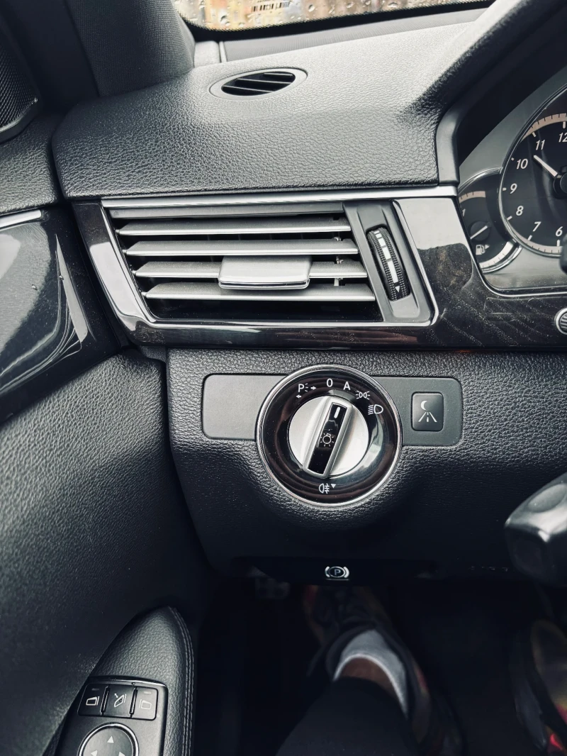 Mercedes-Benz E 350, снимка 10 - Автомобили и джипове - 53144806