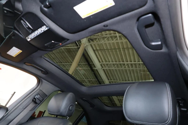 Mercedes-Benz C 300  Mercedes-Benz C300* АвтоКредит* (ЦЕНА ДО БГ), снимка 8 - Автомобили и джипове - 53402216