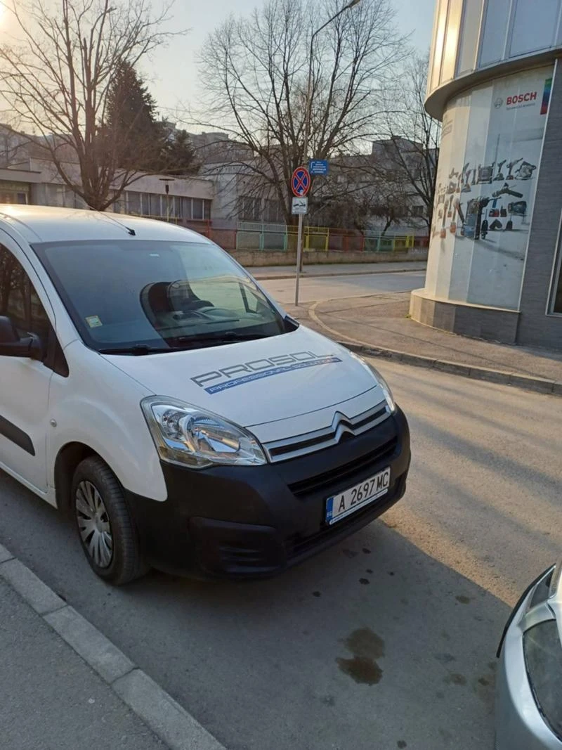 Citroen Berlingo 1.6hdi, снимка 2 - Автомобили и джипове - 43579555