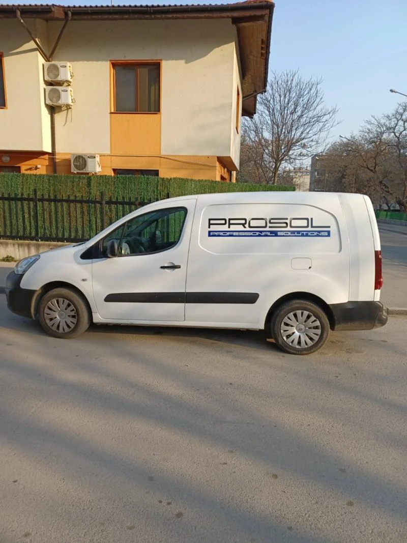 Citroen Berlingo 1.6hdi, снимка 3 - Автомобили и джипове - 43579555