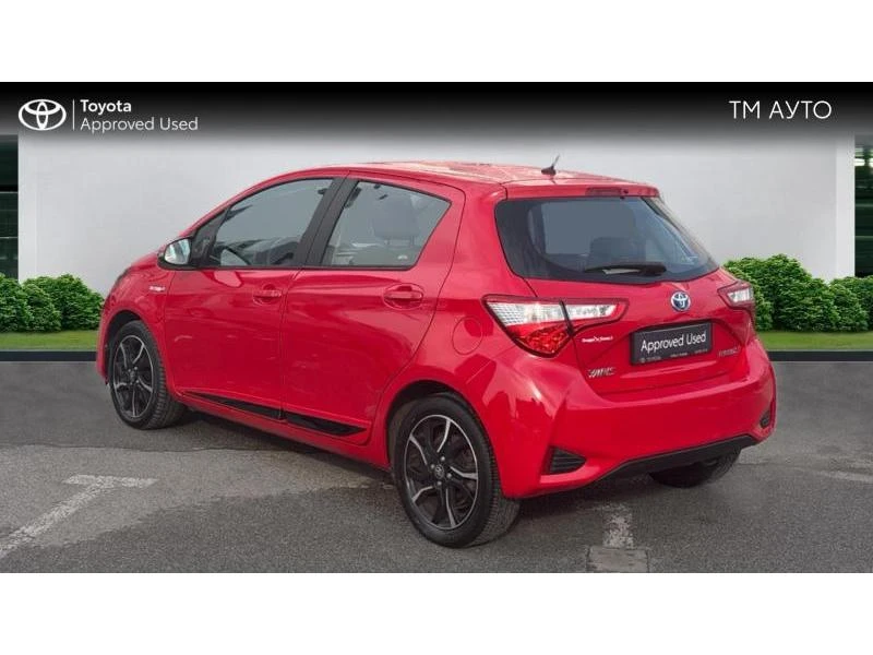 Toyota Yaris 1.5 HSD TERRA/CLUB - изображение 2