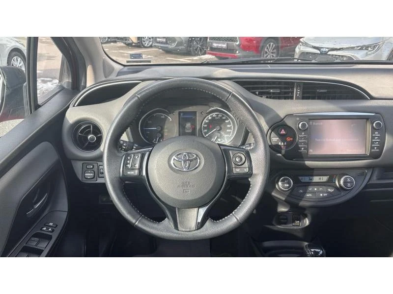 Toyota Yaris 1.5 HSD TERRA/CLUB - изображение 9