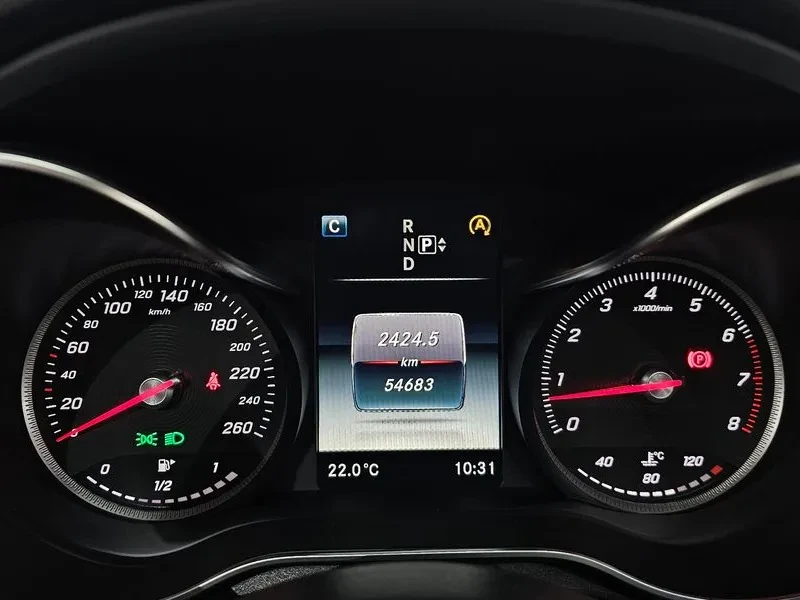Mercedes-Benz C 200 AVANTGARDE, снимка 8 - Автомобили и джипове - 56353759