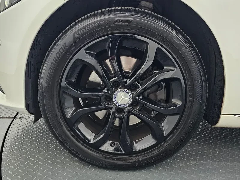 Mercedes-Benz C 200 AVANTGARDE, снимка 5 - Автомобили и джипове - 56353759
