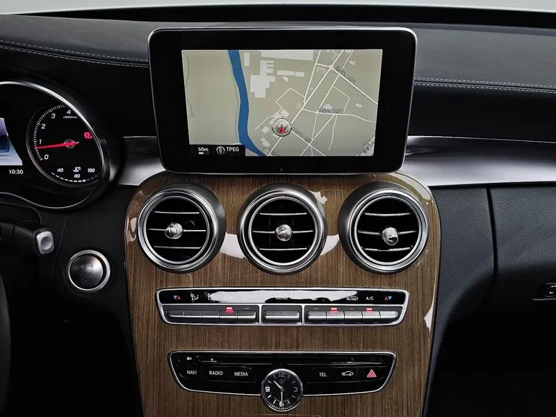 Mercedes-Benz C 200 AVANTGARDE, снимка 12 - Автомобили и джипове - 56353759