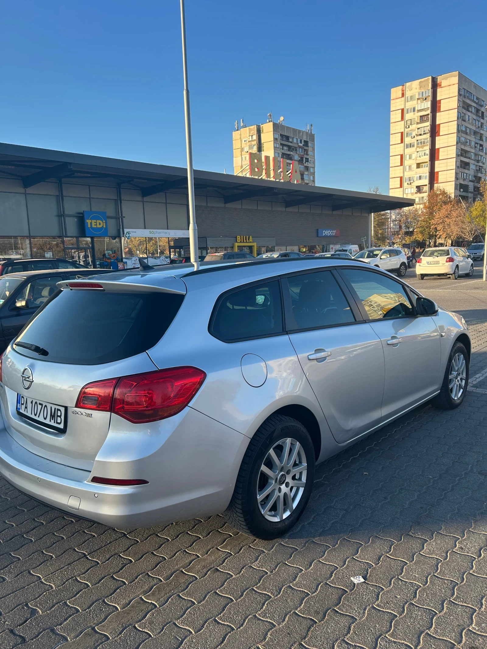 Opel Astra 1.6 EcoFlex Start/Stop - изображение 5