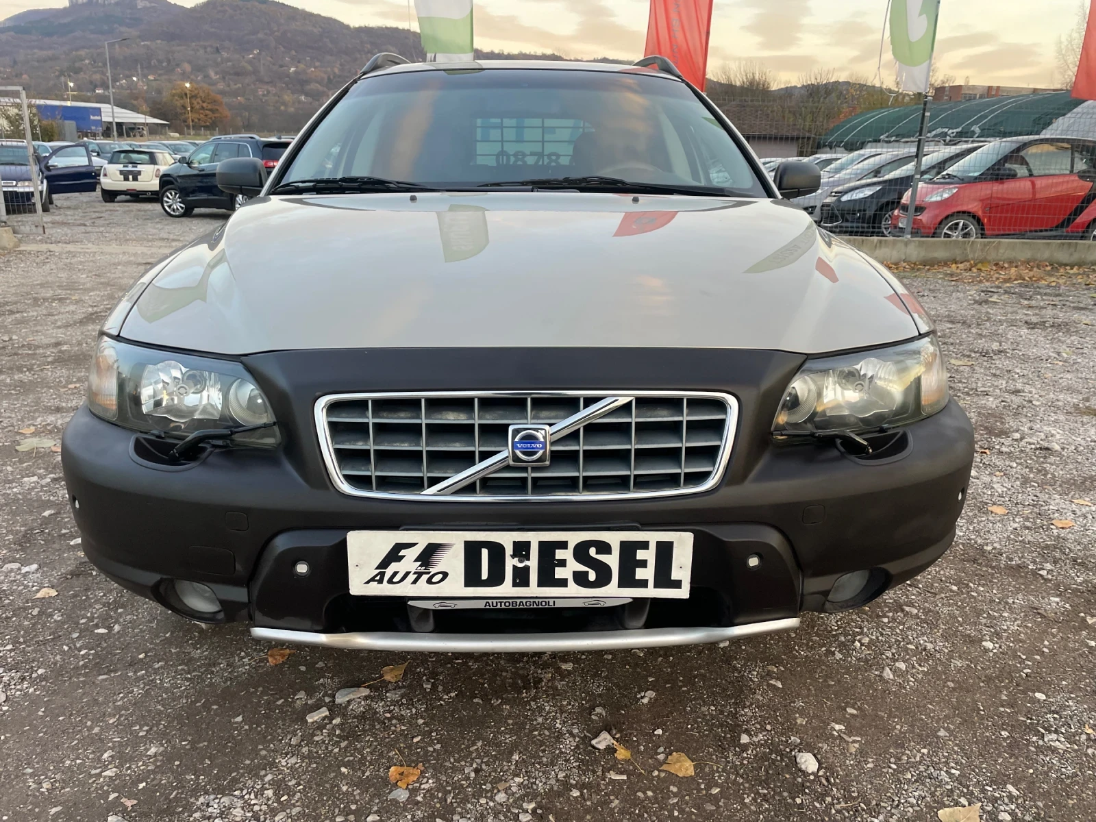 Volvo Xc70 2.4TDI-163-D5-4x4-ITALIA - изображение 2