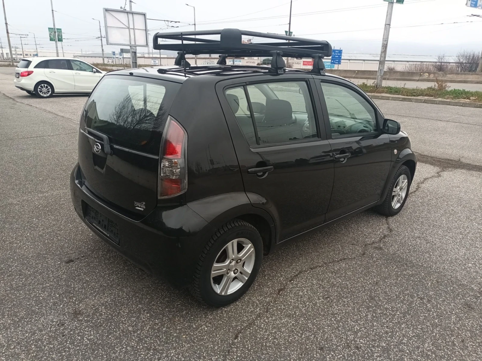 Daihatsu Sirion 4x4* 98КМ* KLIMA - изображение 3