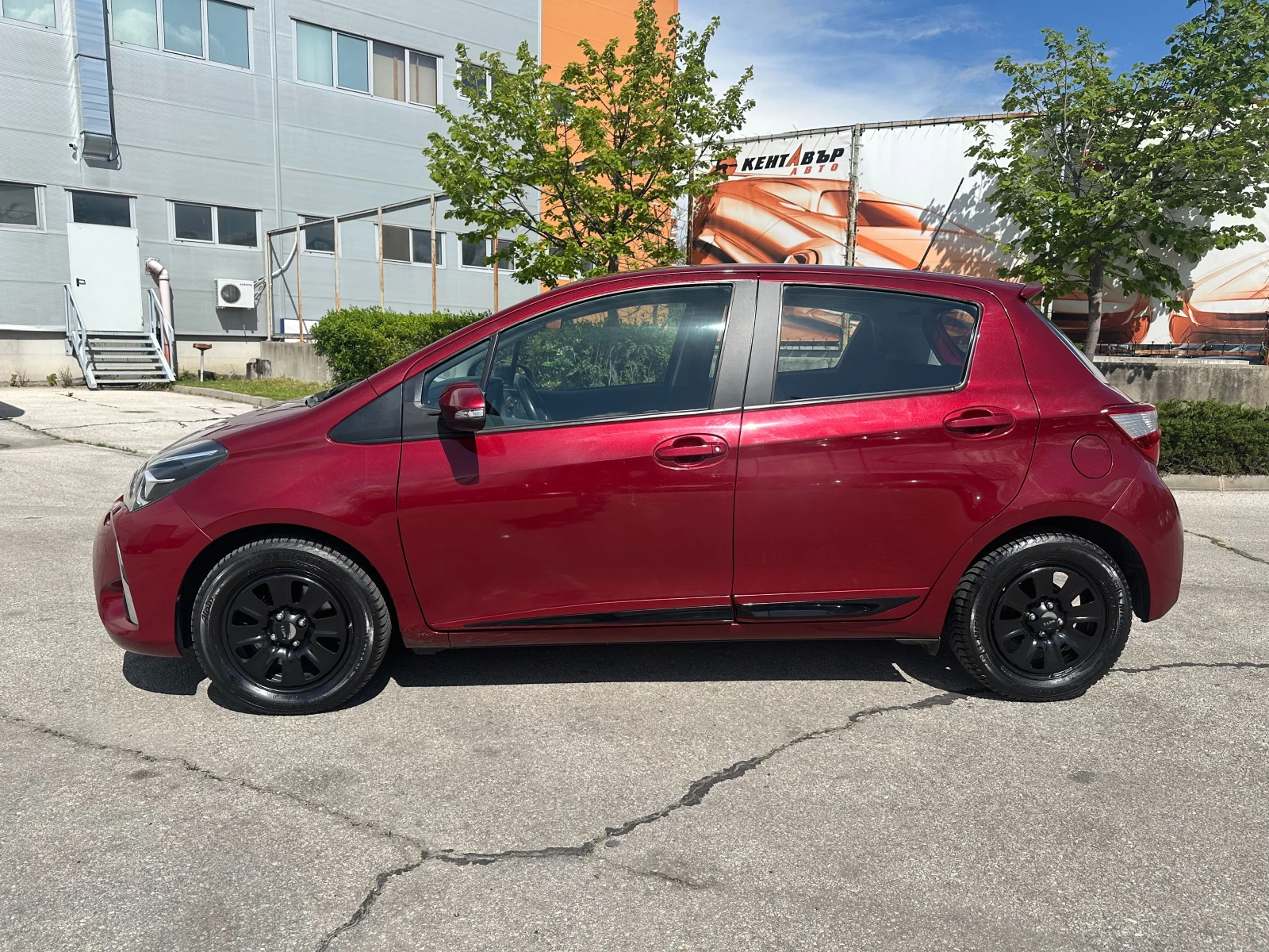 Toyota Yaris 1.5i 112 к.с. - изображение 2