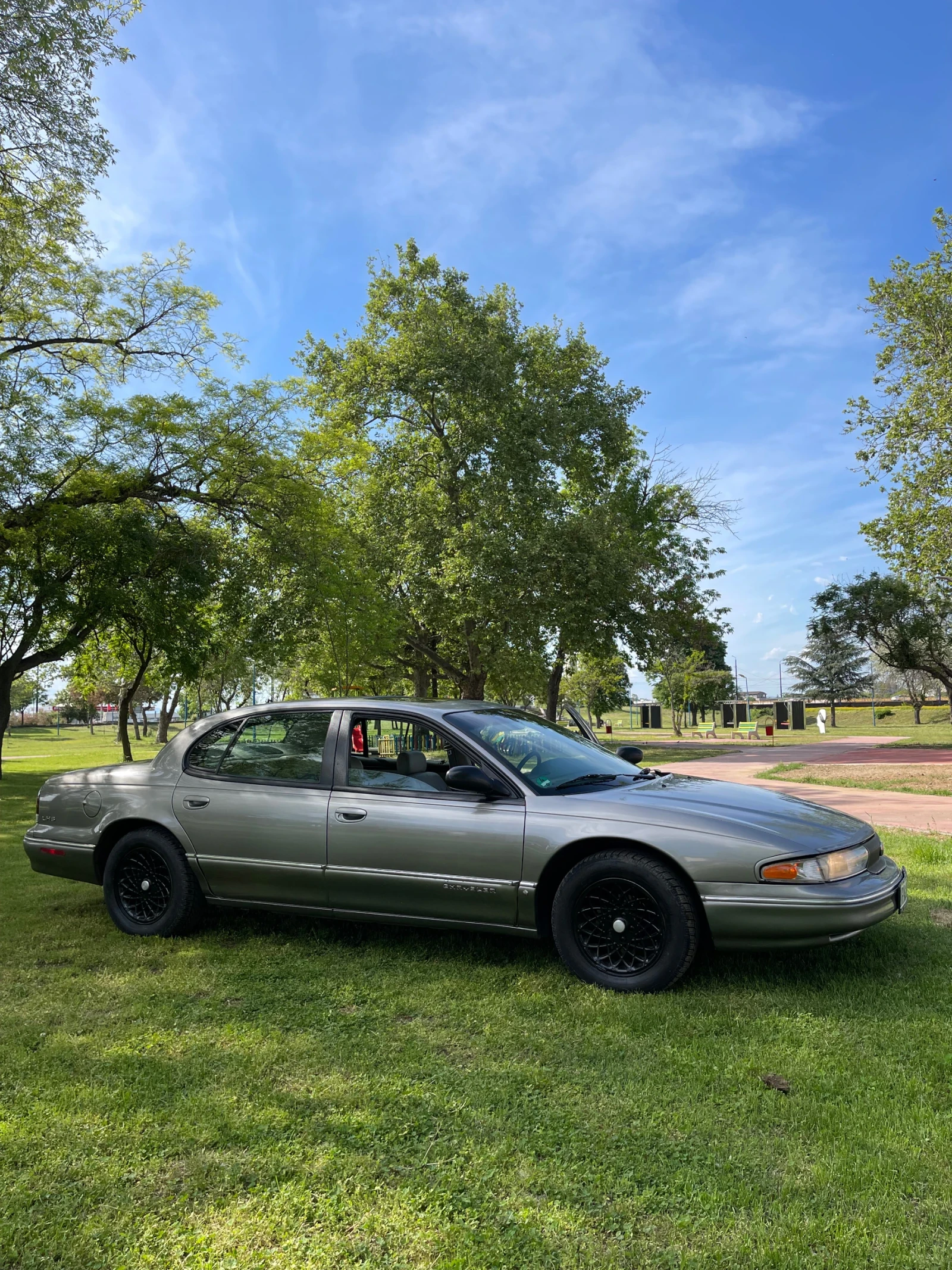 Chrysler New yorker 3.5L USA - изображение 3