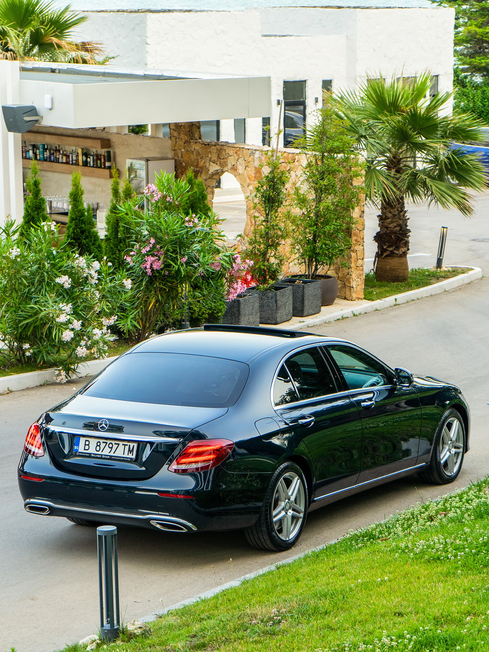 Mercedes-Benz E 400 9G/4Matic/Widescreen/MultiBeam - изображение 4