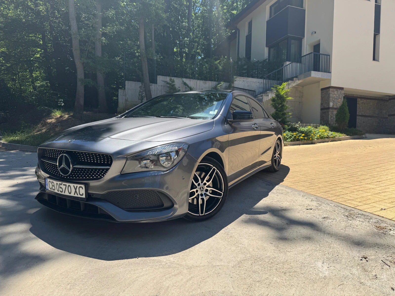 Mercedes-Benz CLA 220  - изображение 6