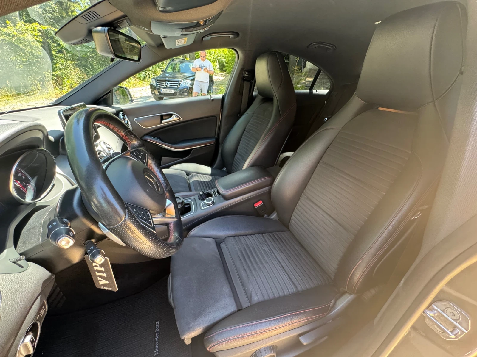 Mercedes-Benz CLA 220  - изображение 10