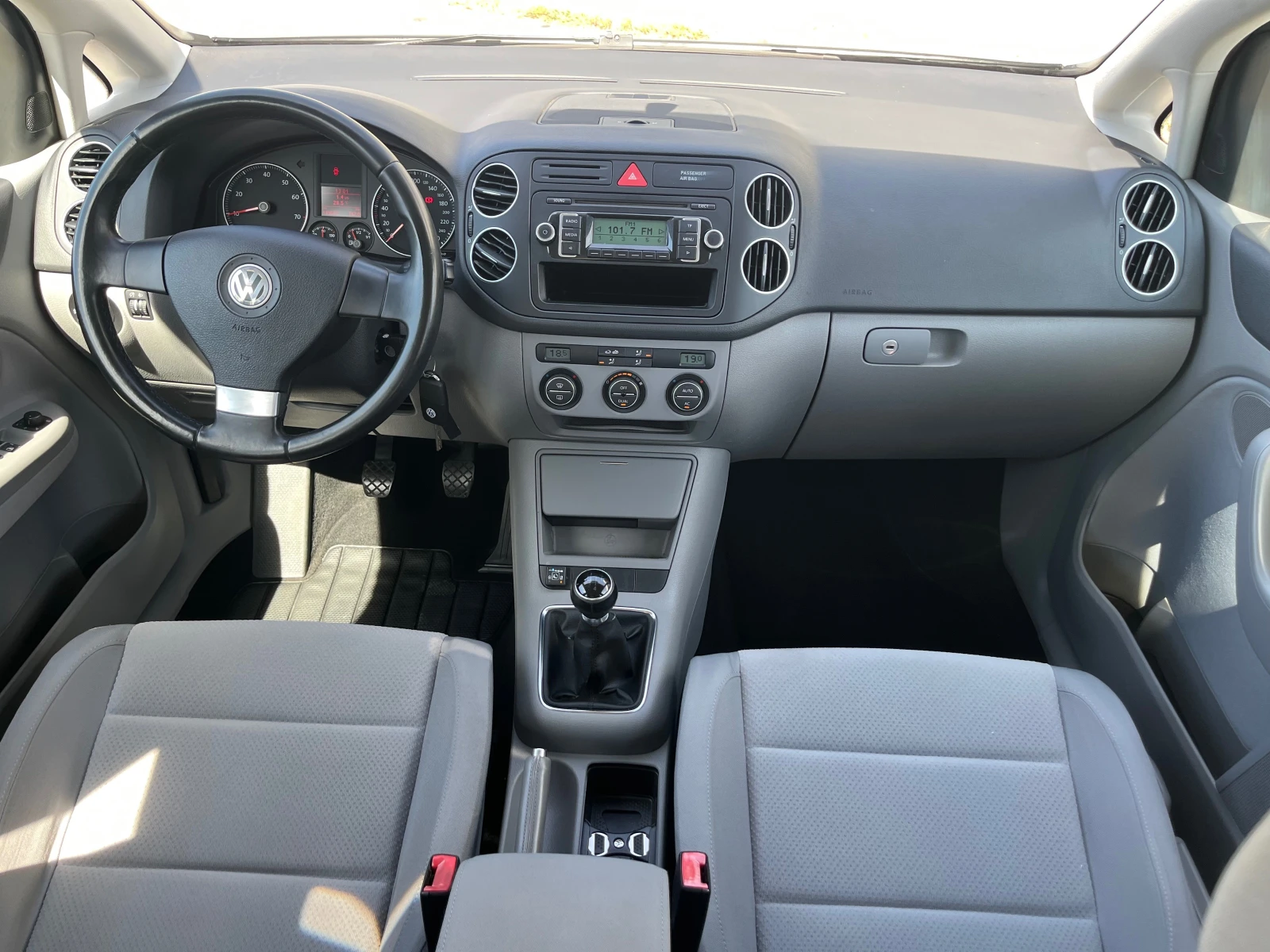 VW Golf Plus 1.6i ITALY! GPL TOP състояние - изображение 9