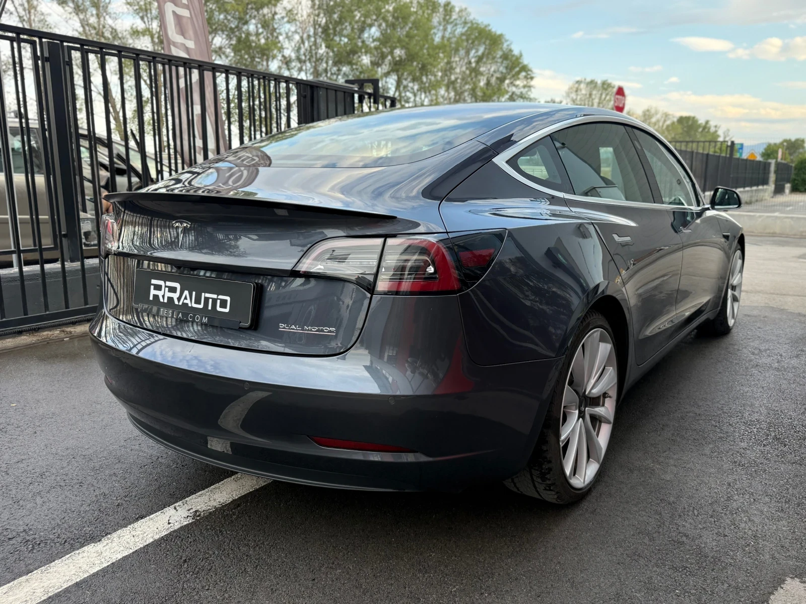 Tesla Model 3 Performance  | Mobile.bg   5