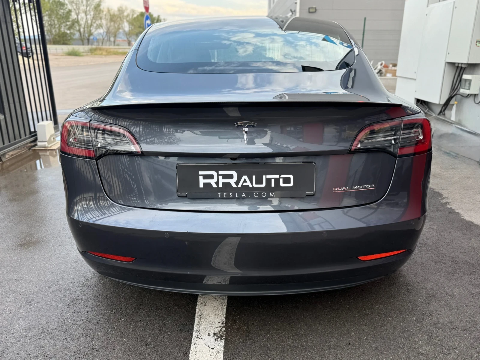 Tesla Model 3 Performance  | Mobile.bg   4