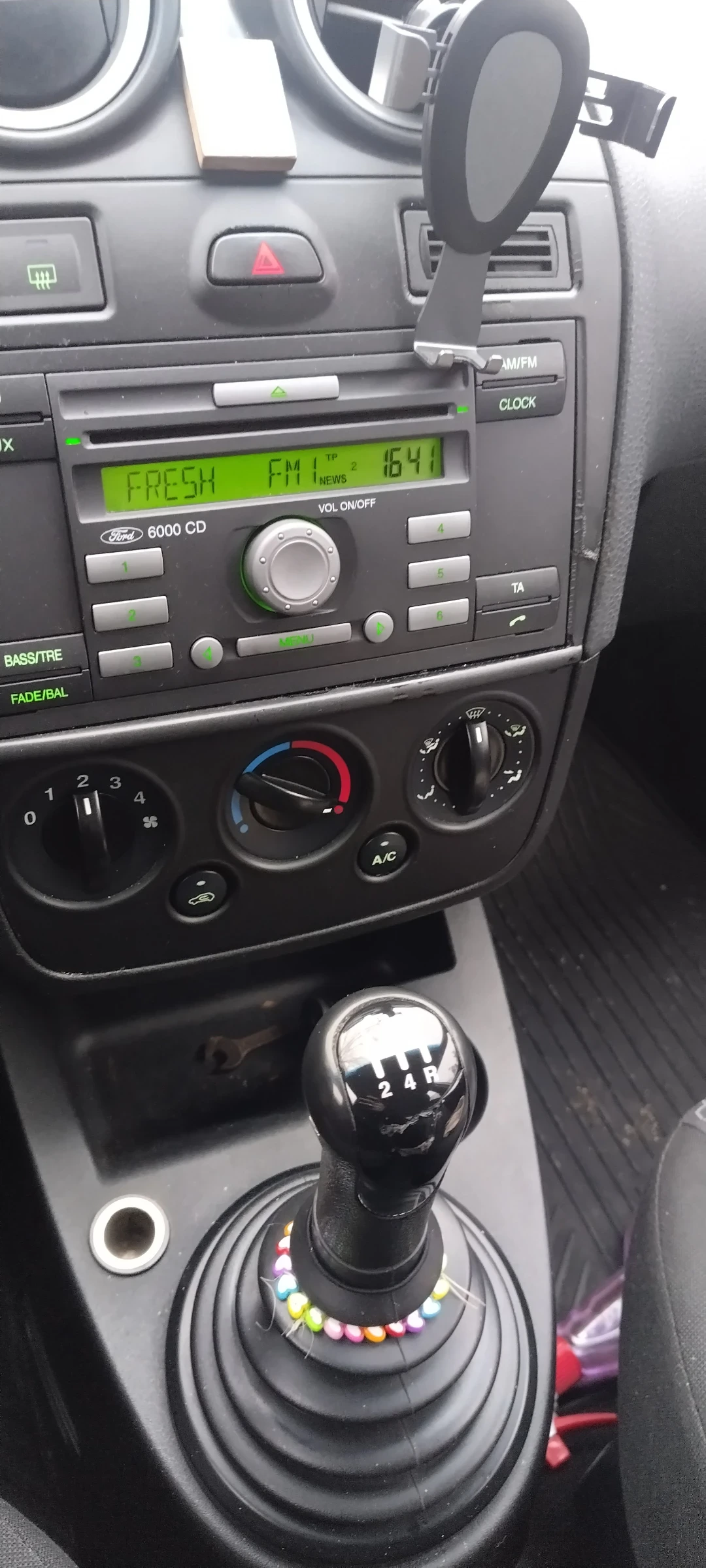 Ford Fiesta  - изображение 9