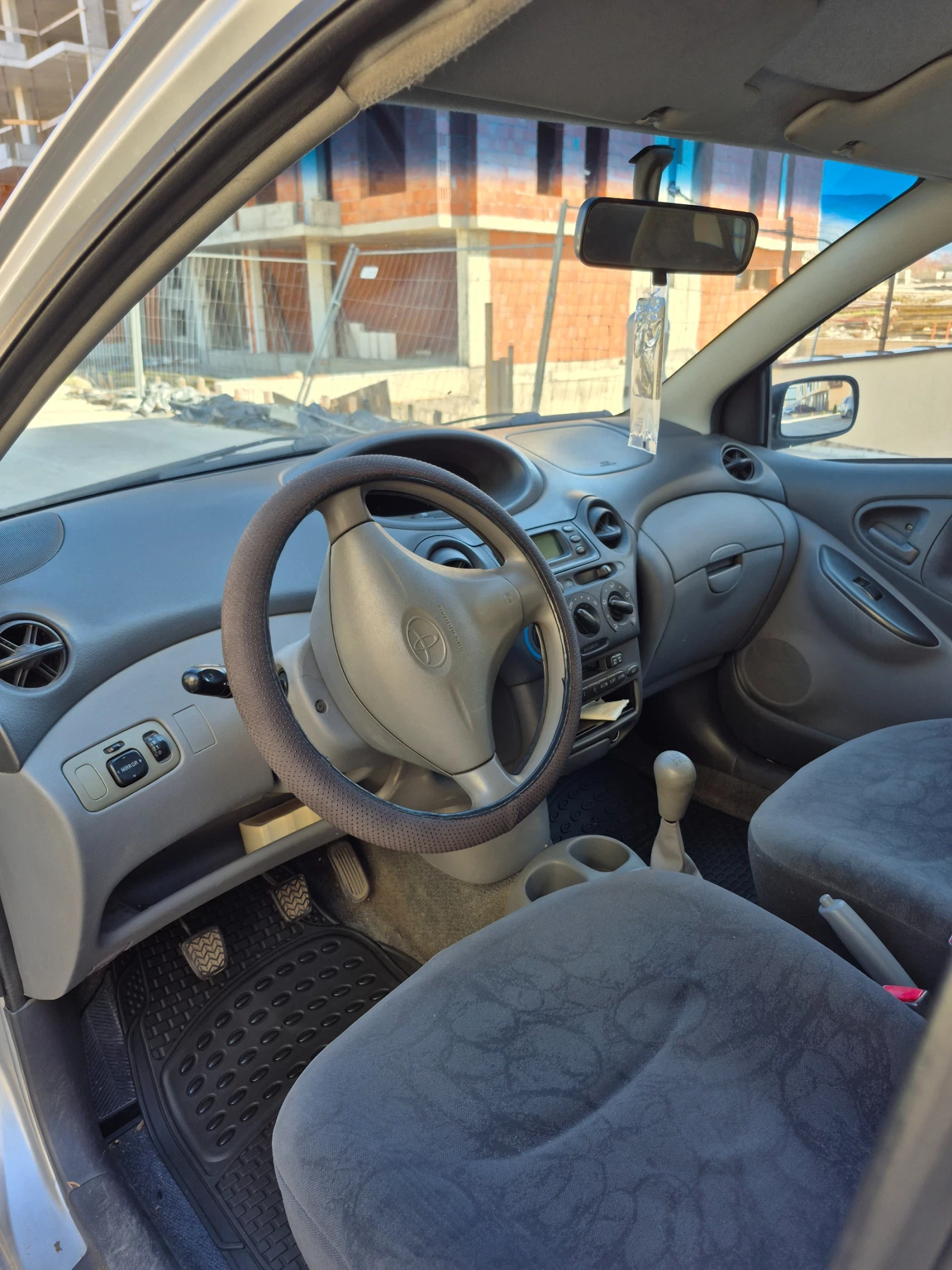Toyota Yaris 1.0 | Mobile.bg � ����������� 5