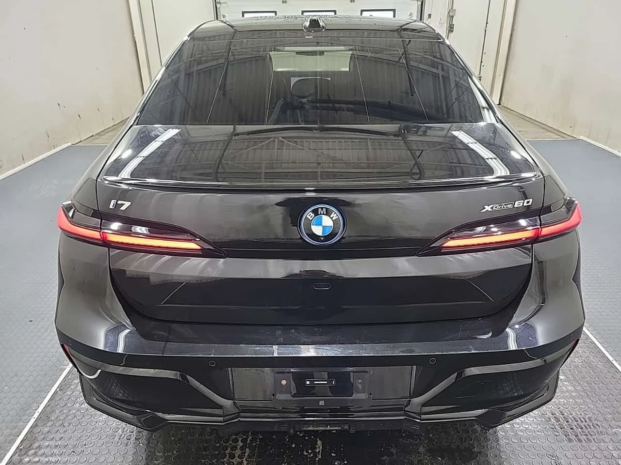 BMW i7 XDRIVE60  CARFAX - изображение 7