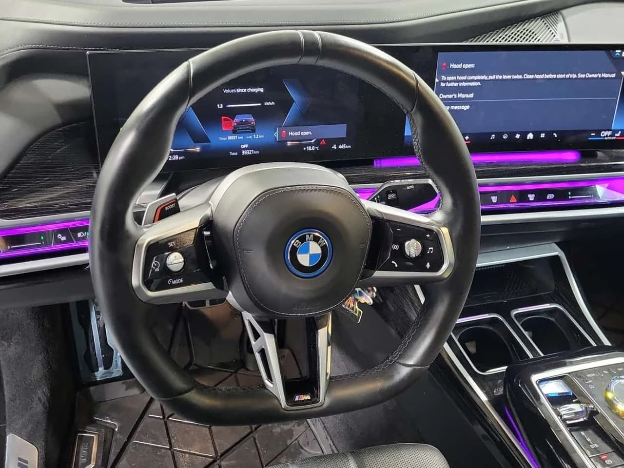BMW i7 XDRIVE60  CARFAX | Mobile.bg � ����������� 11