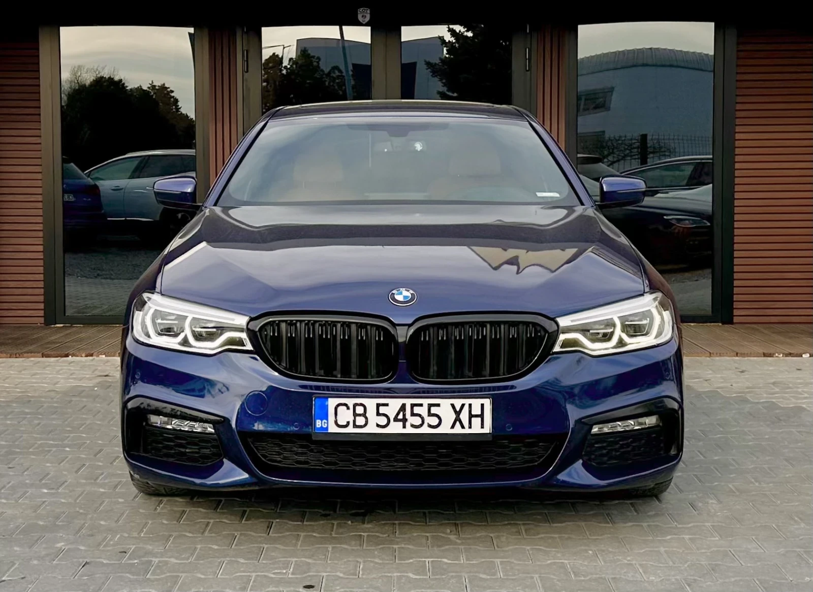 BMW 540 -xDrive-M-packet-Bowers & Wilkins-HeadUp-Laser-, снимка 2 - Автомобили и джипове - 53671514