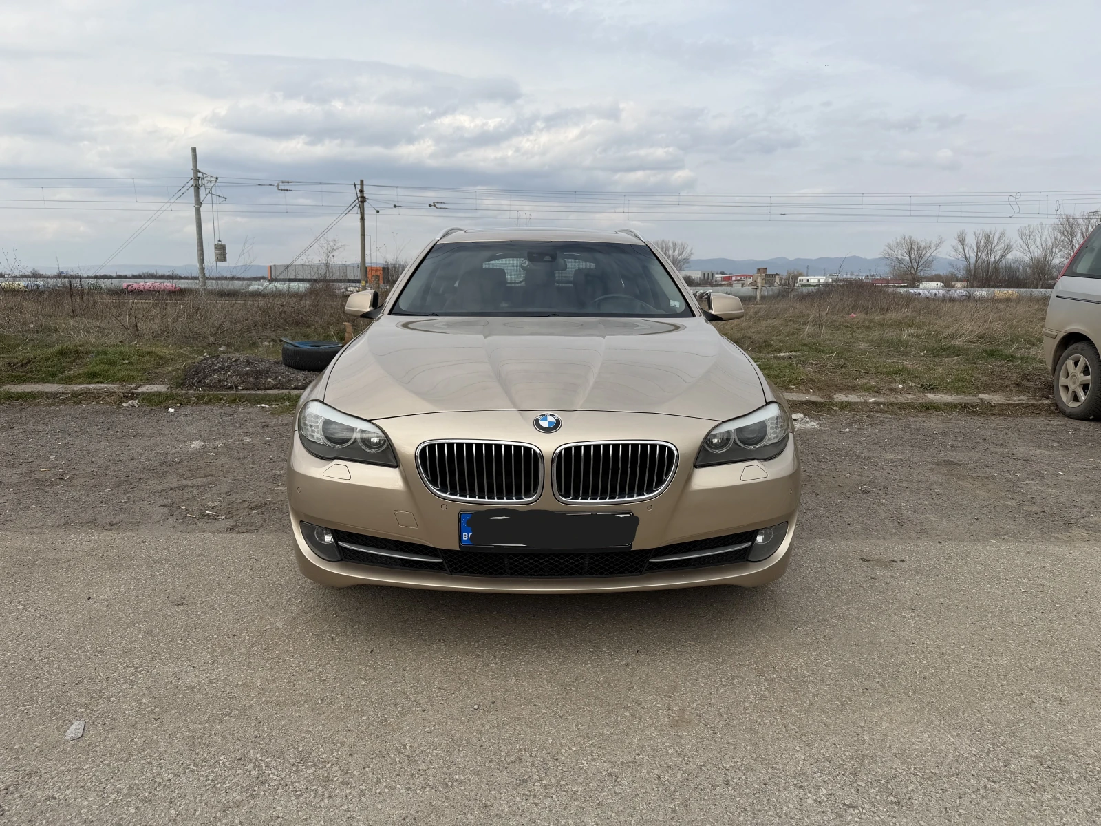BMW 530 Xdrive Комби - изображение 3