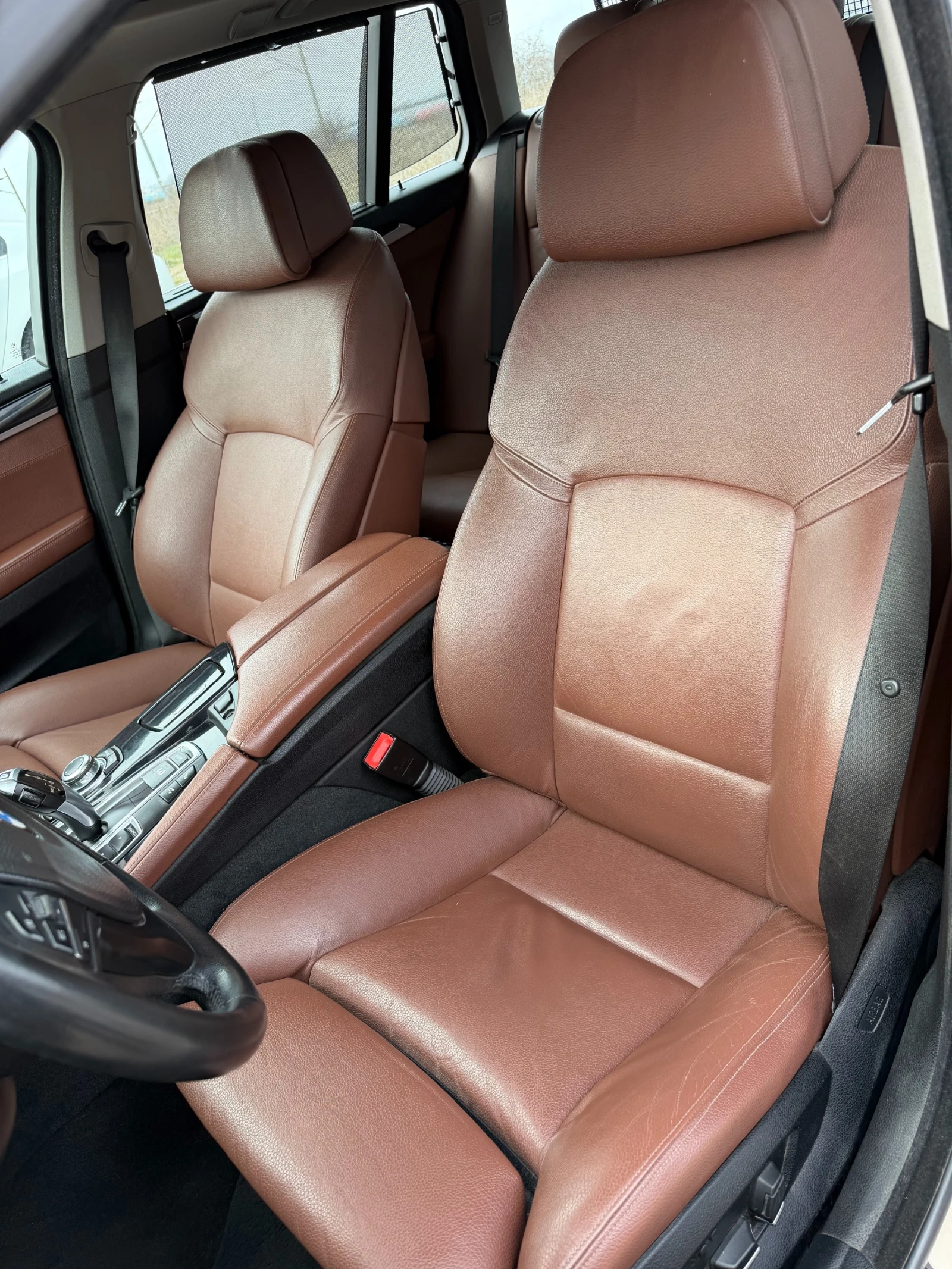 BMW 530 Xdrive Комби, снимка 15 - Автомобили и джипове - 53708121