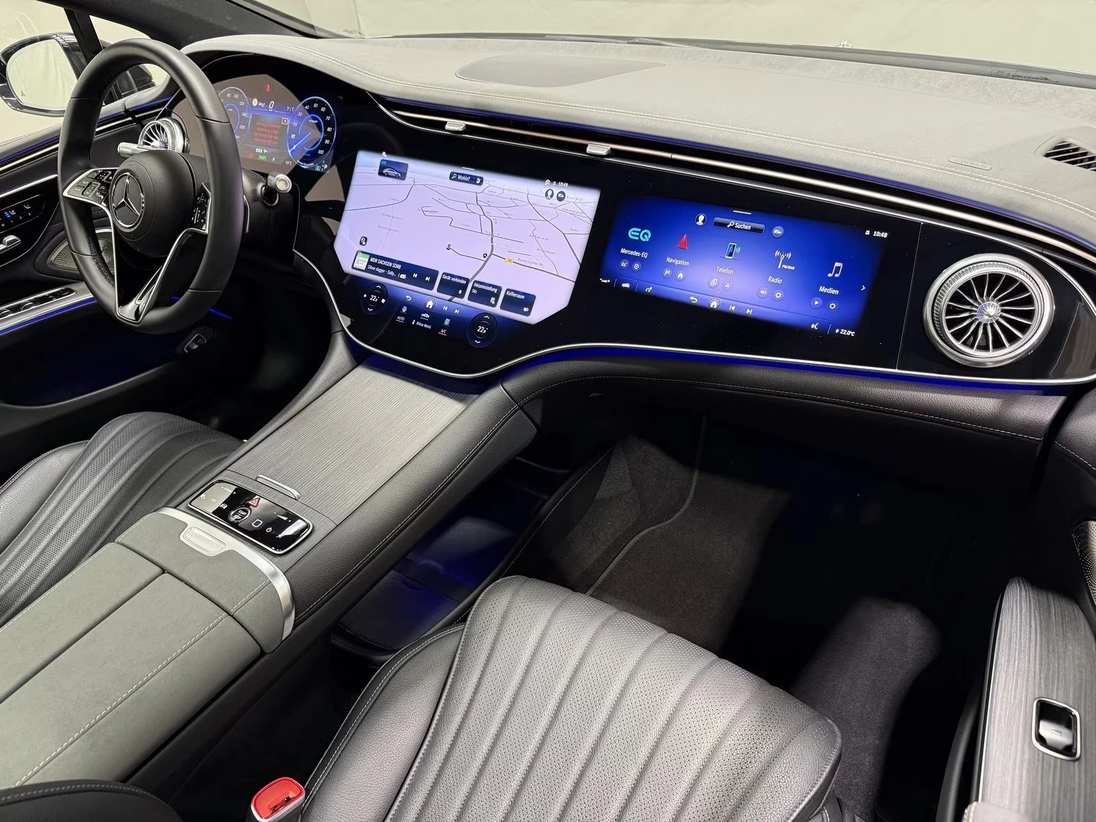 Mercedes-Benz EQS 350/292HP/AMG/HYPER/FACE/BURM/CAM/166z, снимка 11 - Автомобили и джипове - 53874528