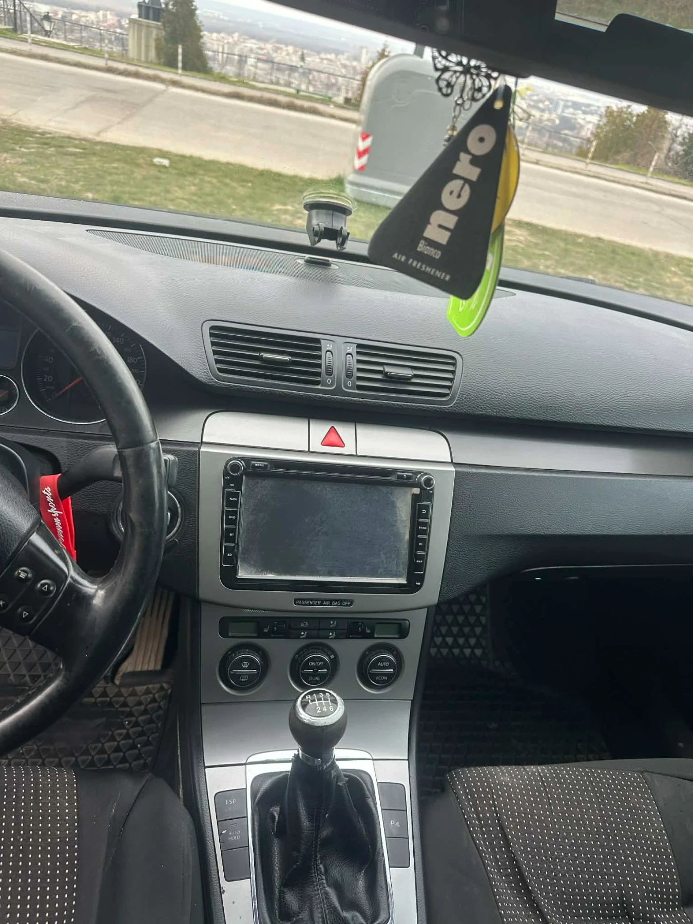 VW Passat 2.0 TDI, снимка 8 - Автомобили и джипове - 53926741