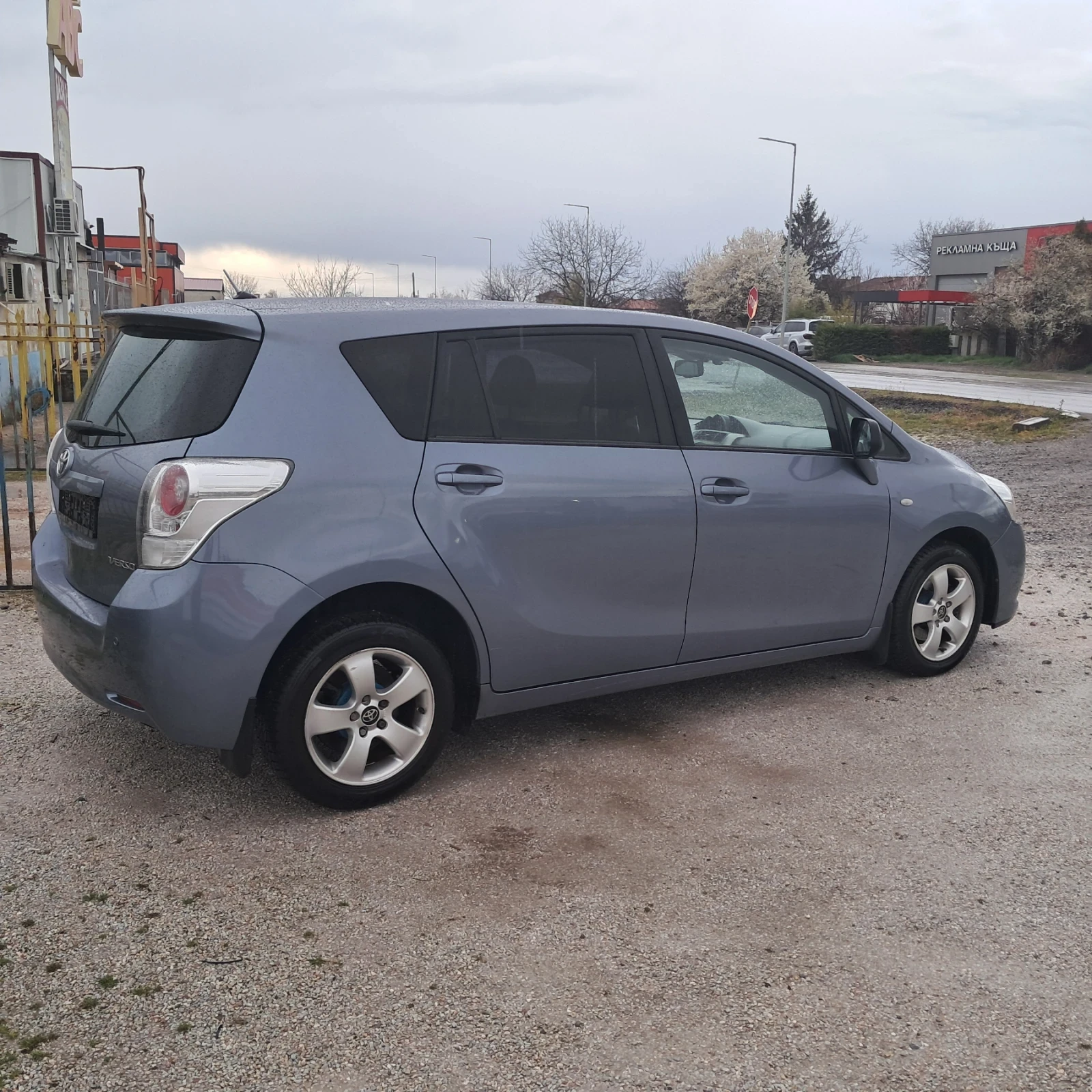 Toyota Verso 2.0D4D | Mobile.bg � ����������� 4