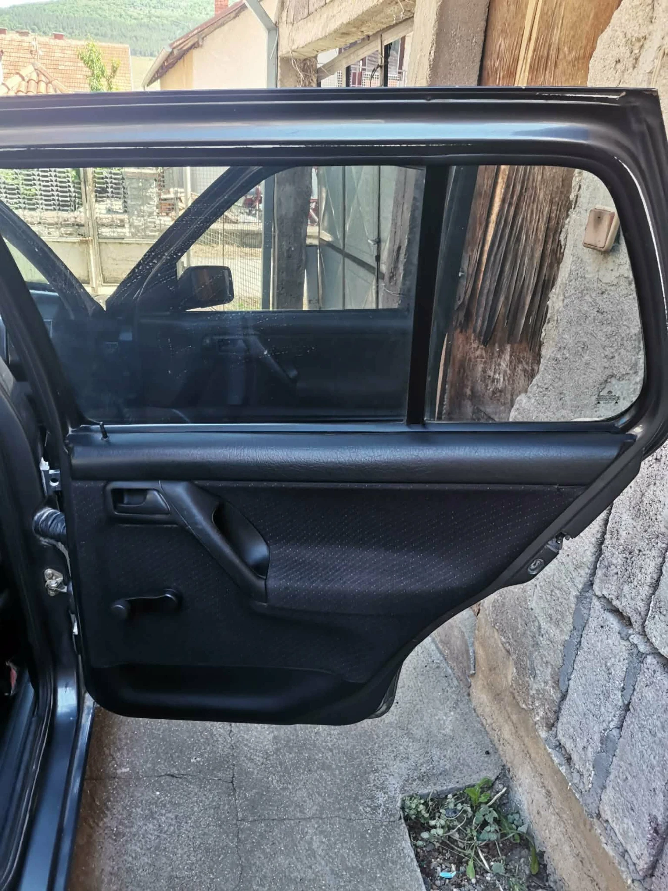 VW Vento 1.9 TDI, снимка 11 - Автомобили и джипове - 54724732