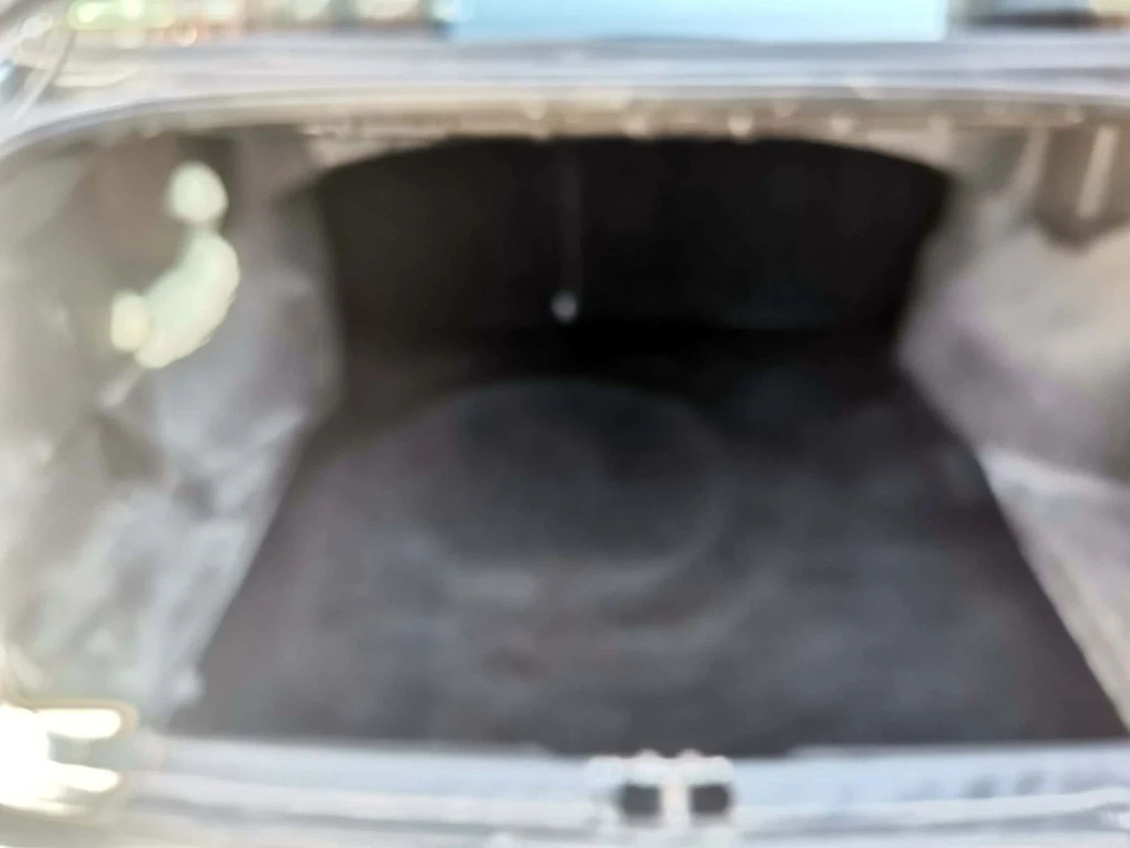 VW Vento 1.9 TDI, снимка 4 - Автомобили и джипове - 54724732