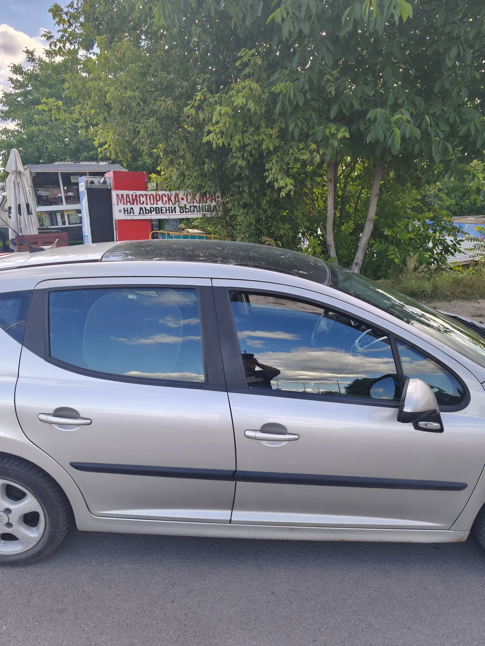 Peugeot 207 Комби, снимка 2 - Автомобили и джипове - 54894908