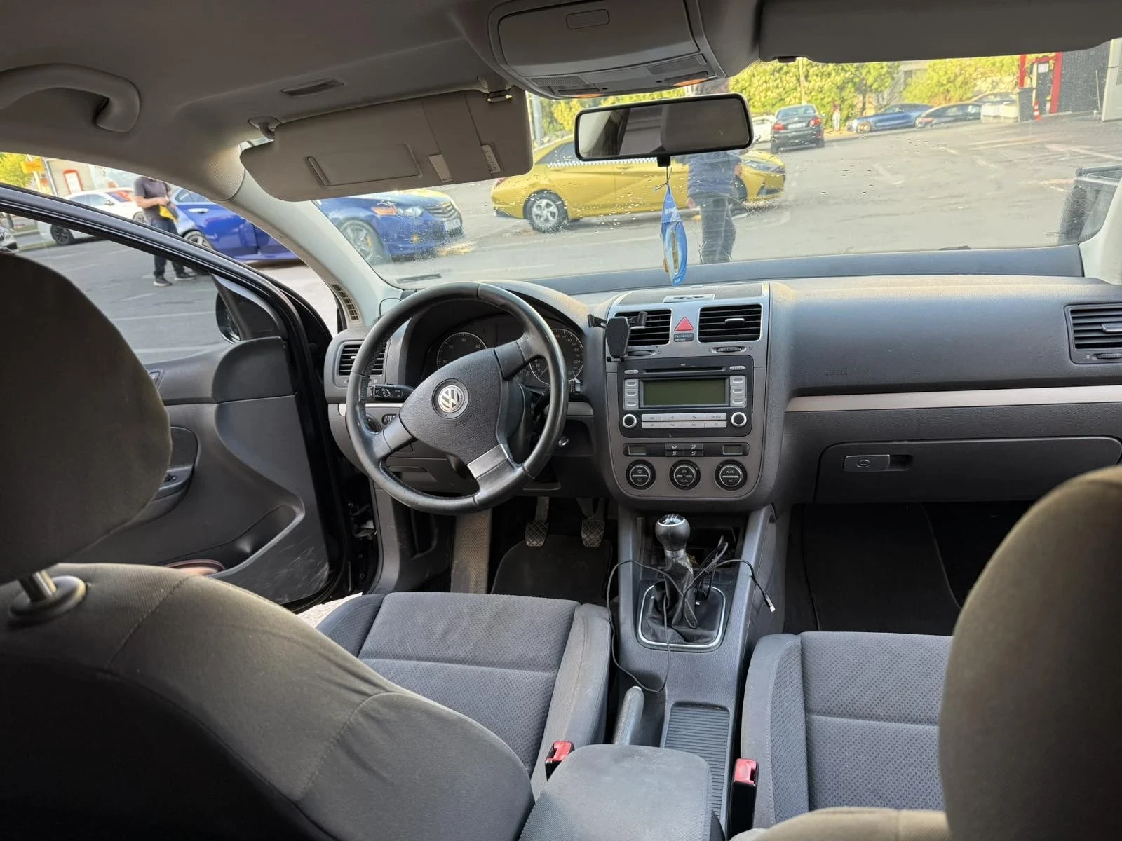 VW Golf 1.9 TDI, снимка 4 - Автомобили и джипове - 55166241