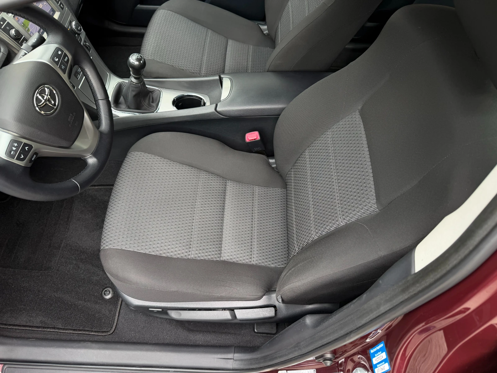 Toyota Avensis 1.8I* СЕРВИЗНА КНИЖКА* ПЪЛНА  ИСТОРИЯ В ТОЙОТА, снимка 8 - Автомобили и джипове - 55412066