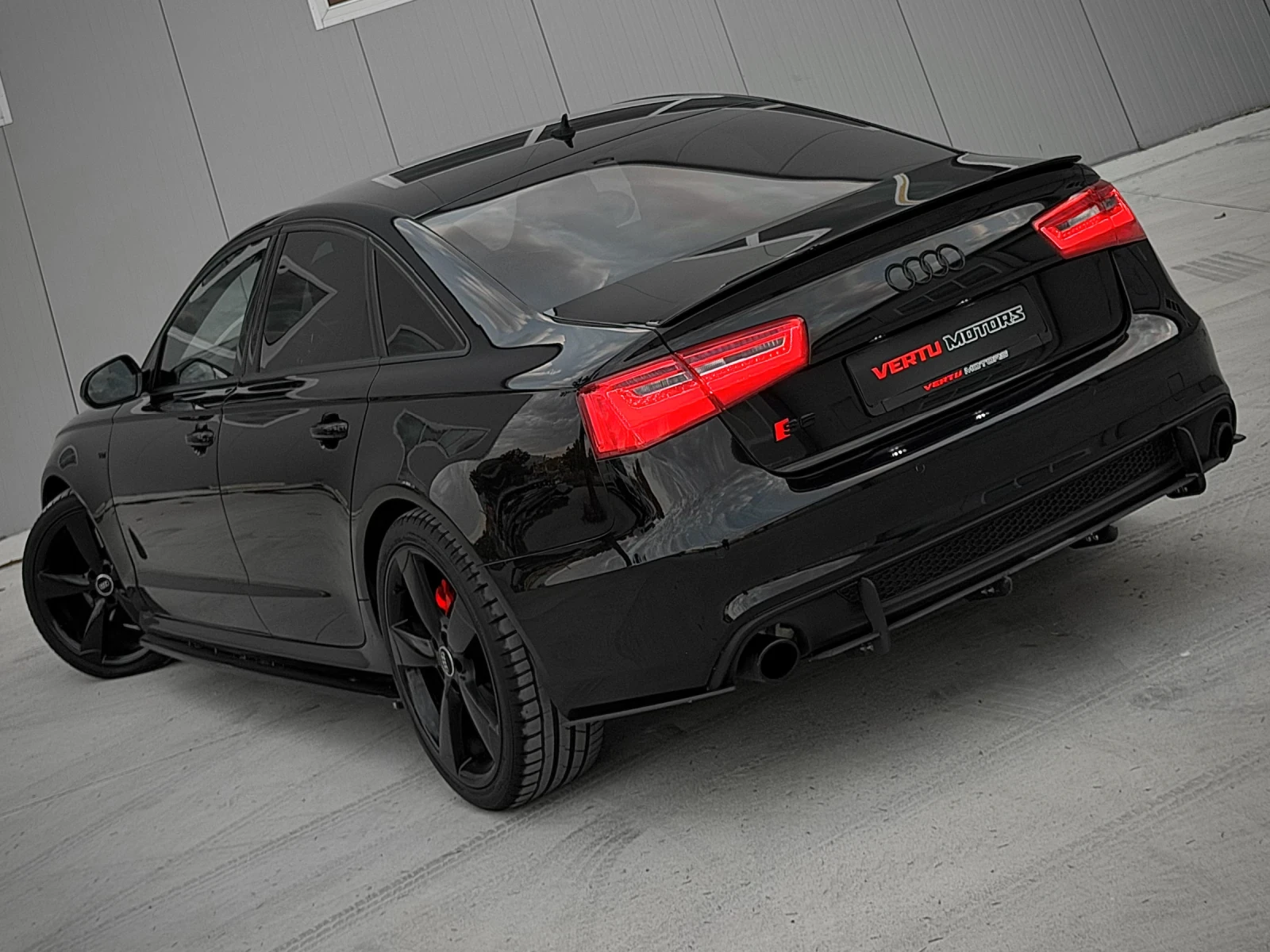 Audi A6 3.0BiTDI 313ps/ S6 /FULL LED/ 3xTV/ ALL BLACK/ , снимка 6 - Автомобили и джипове - 55710603